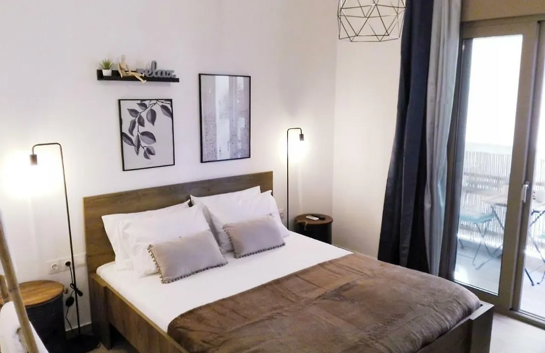 Athens City Center Cozy Apartment-1